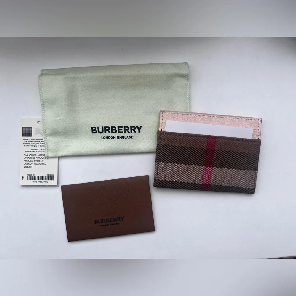 NWT Burberry Check Card Case